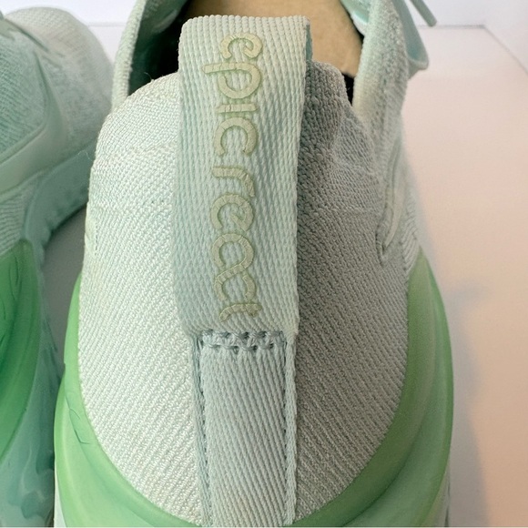 Nike Epic React Flyknit 2 Teal Tint Running Shoes Men’s Size 12.5 EUR 47 - Picture 13 of 13